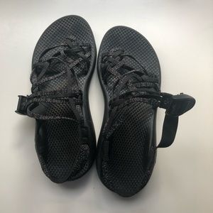 Triple strap w toe loop Chacos